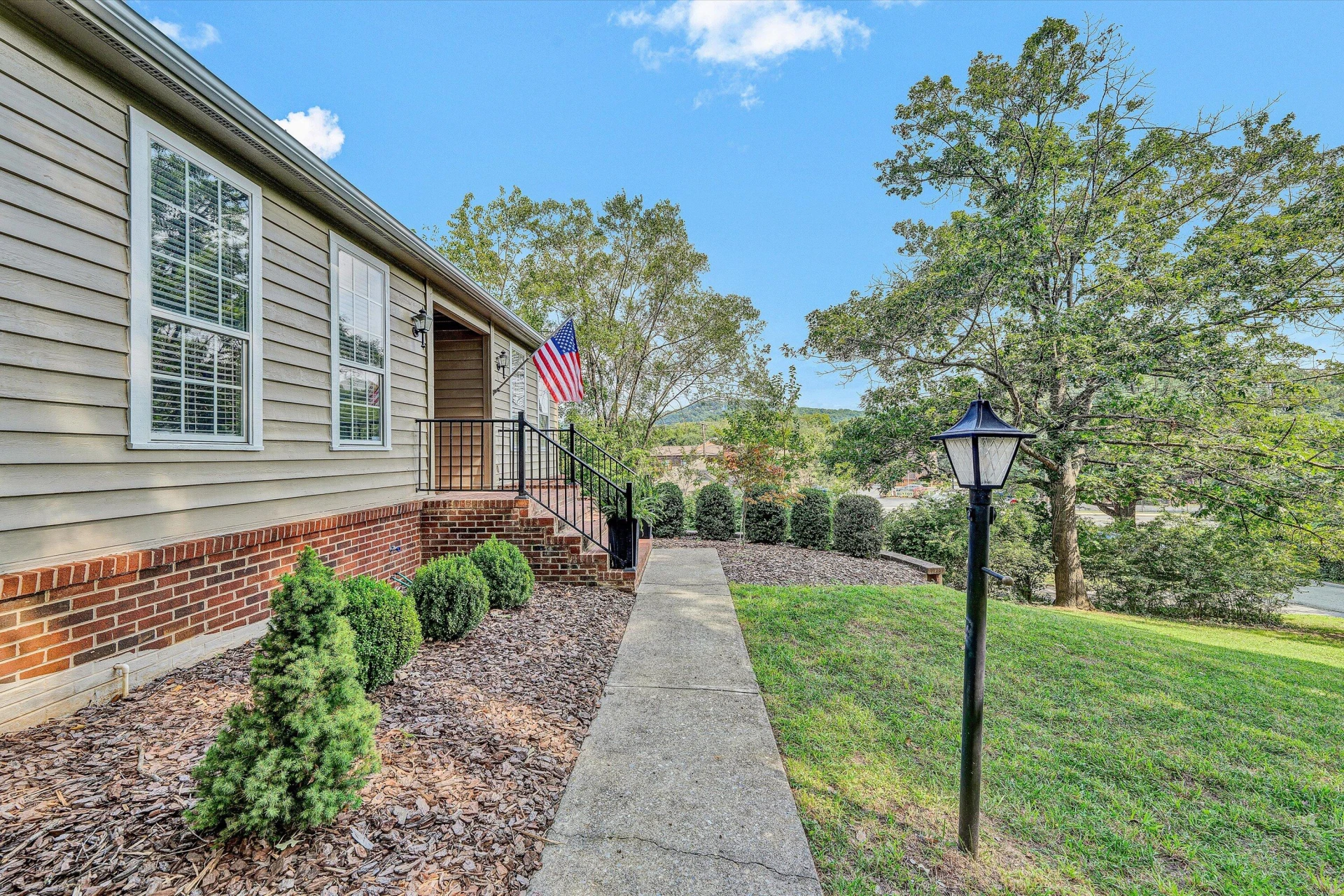 1015 Clearfield RD - Photo 6