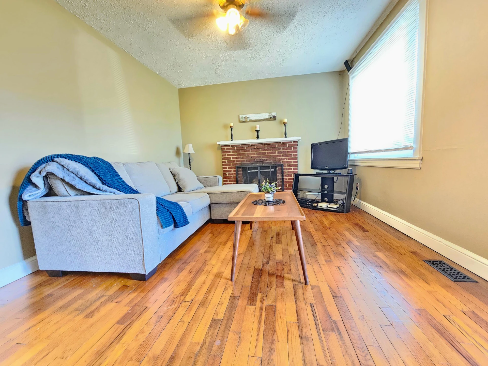 3122 Oliver RD - Photo 5