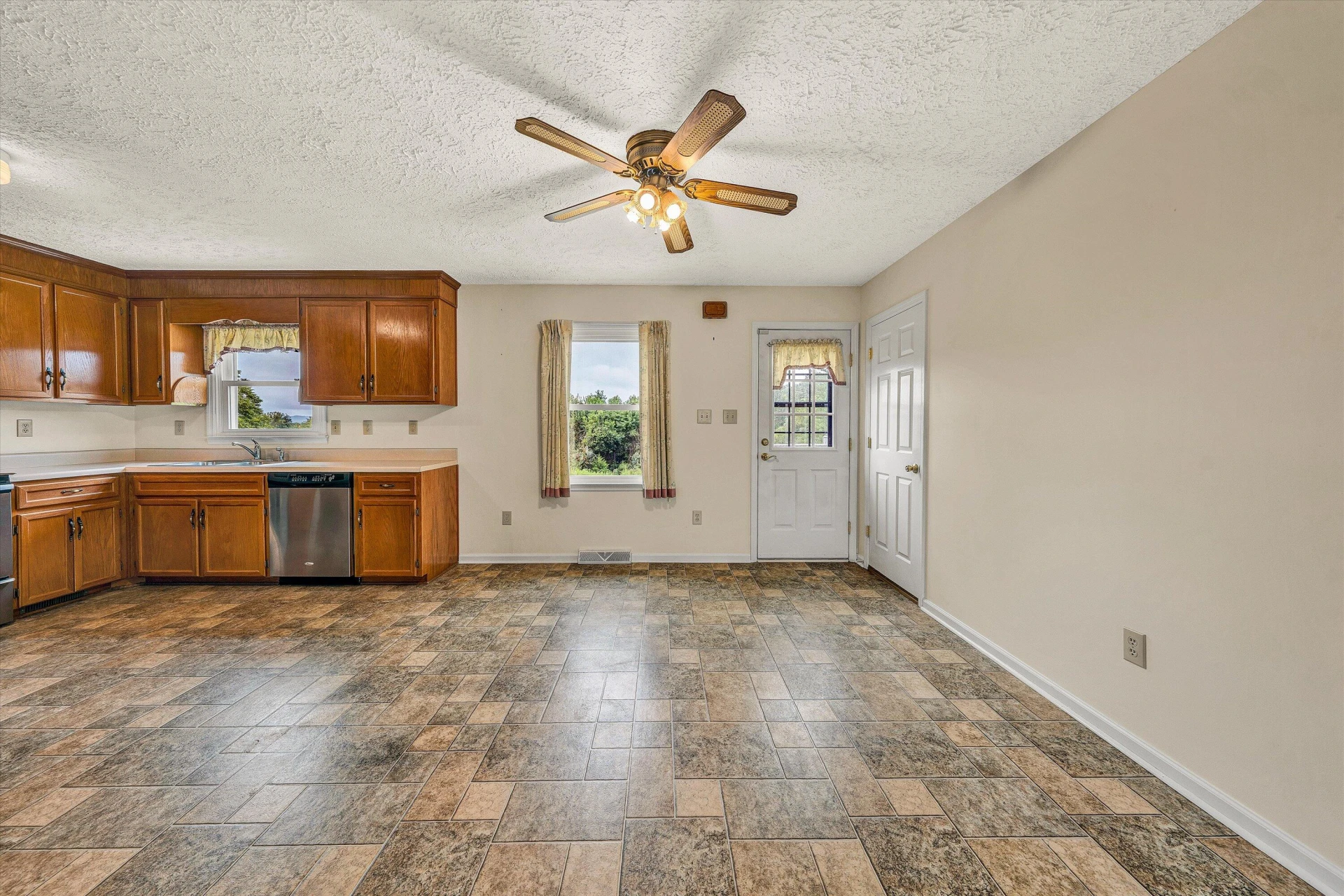 2170 Colonial Turnpike - Photo 14