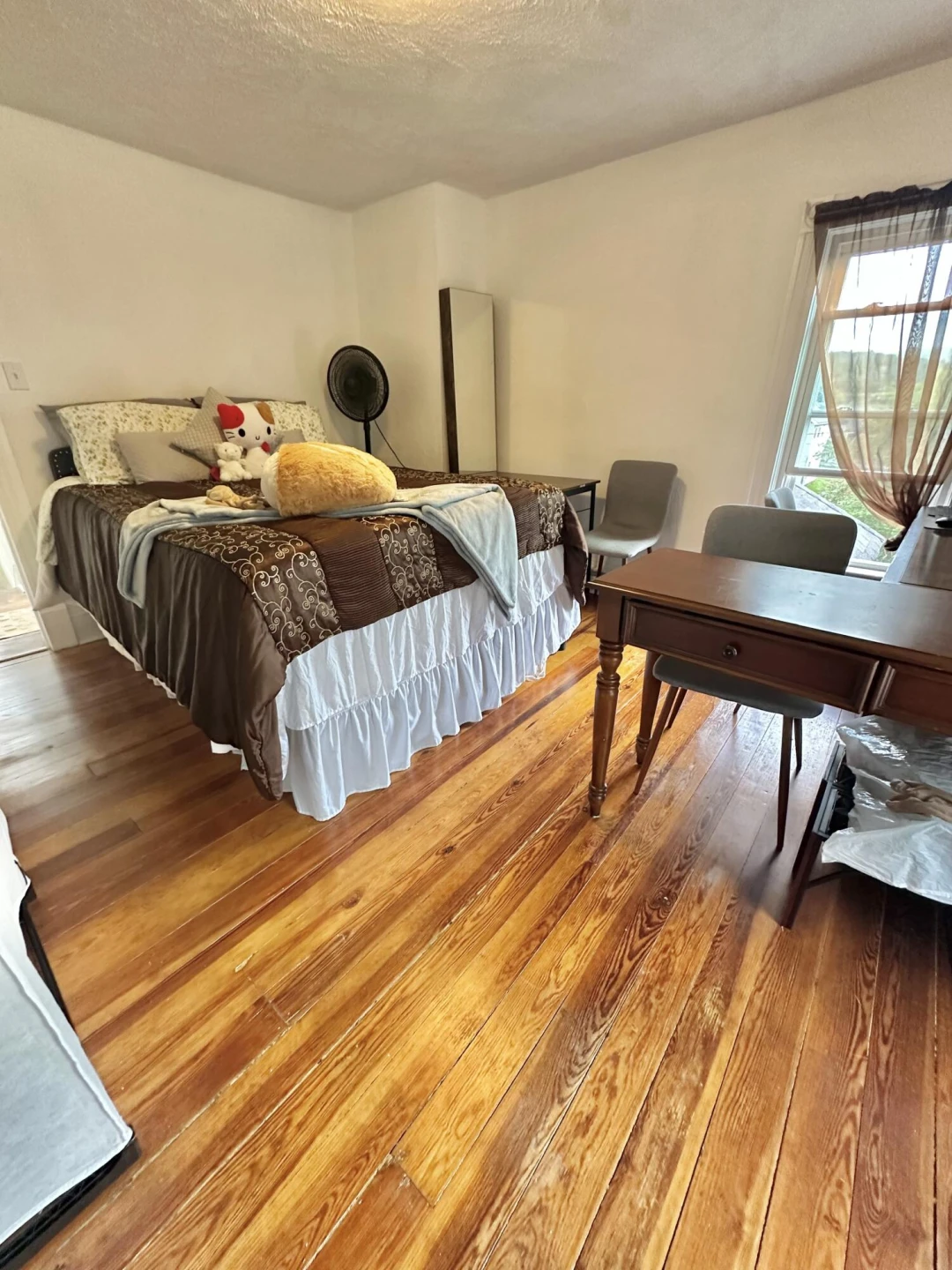 327 Hawthorne ST - Photo 17