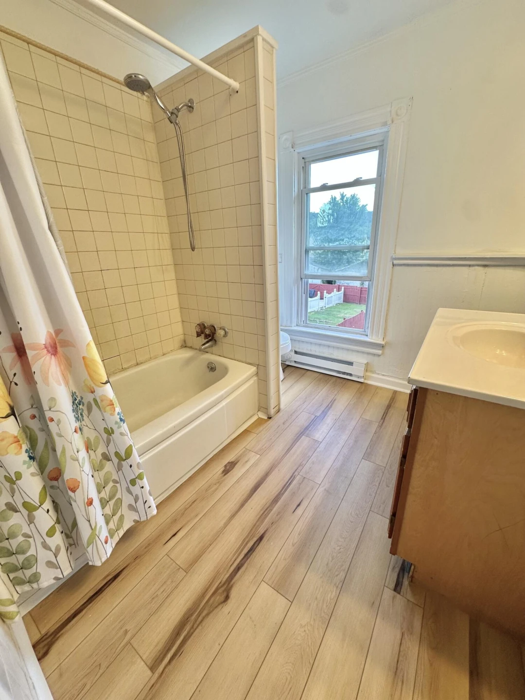 327 Hawthorne ST - Photo 23