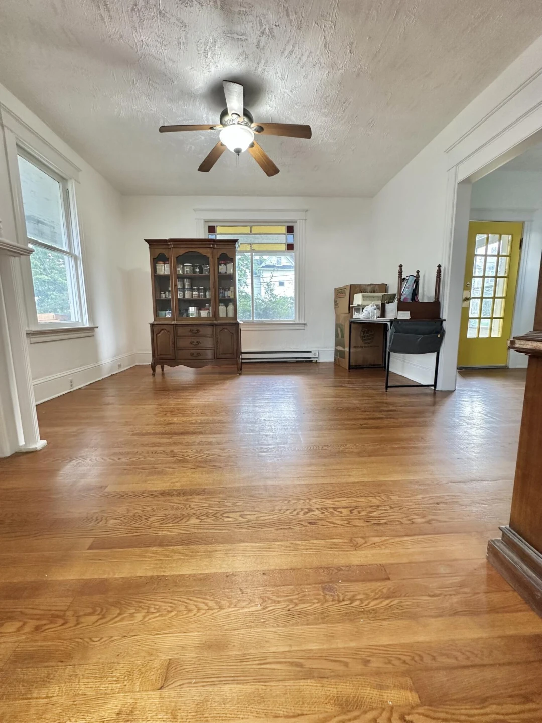 327 Hawthorne ST - Photo 7