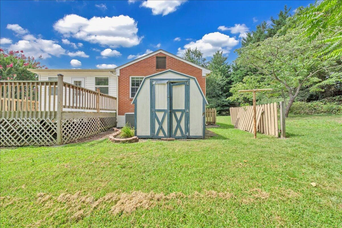 3404 Ashmeade DR - Photo 7