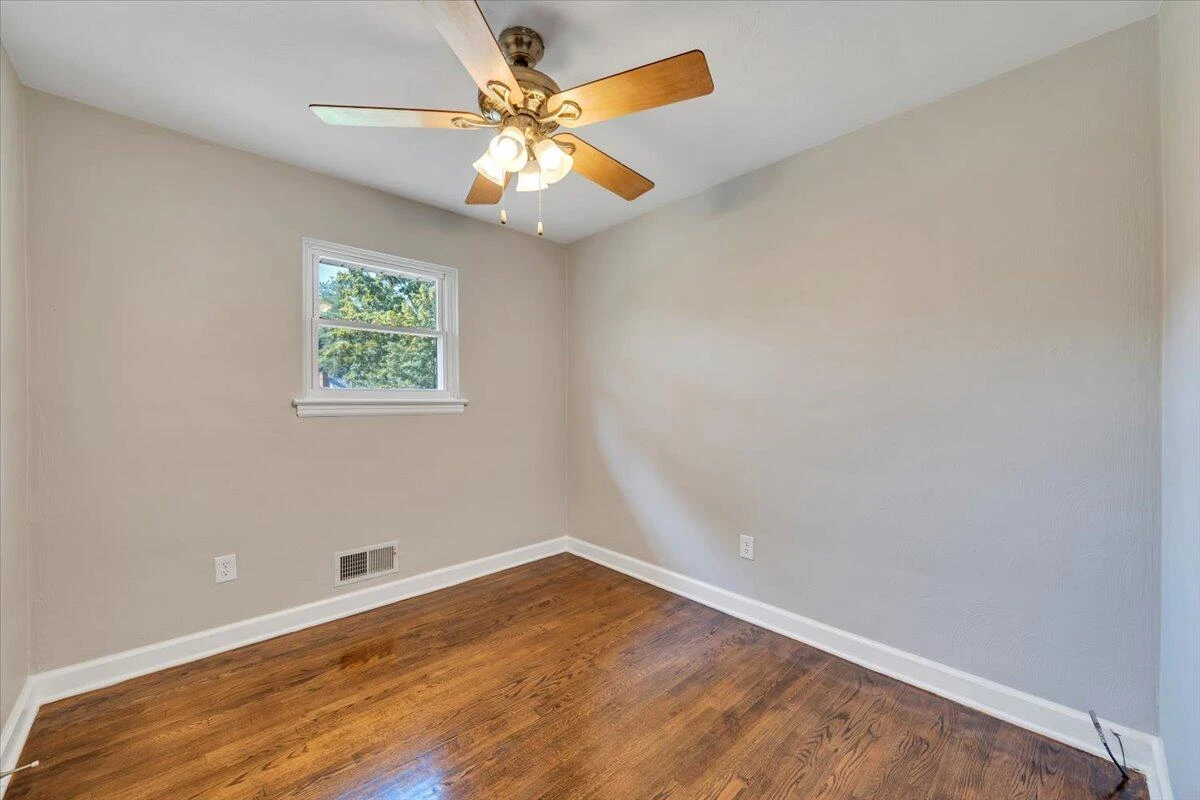 2413 Brambleton AVE - Photo 25