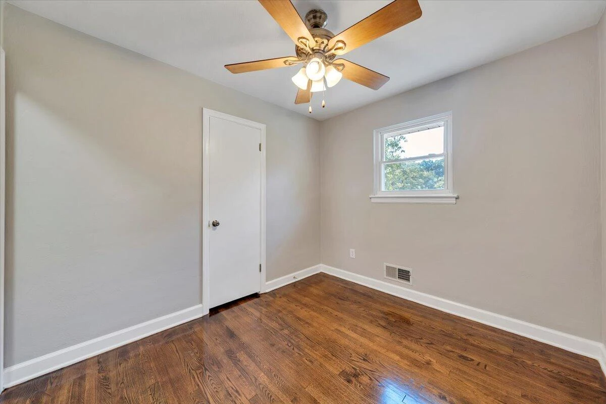 2413 Brambleton AVE - Photo 26