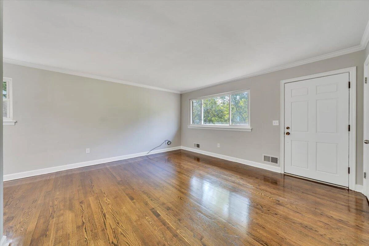 2413 Brambleton AVE - Photo 29
