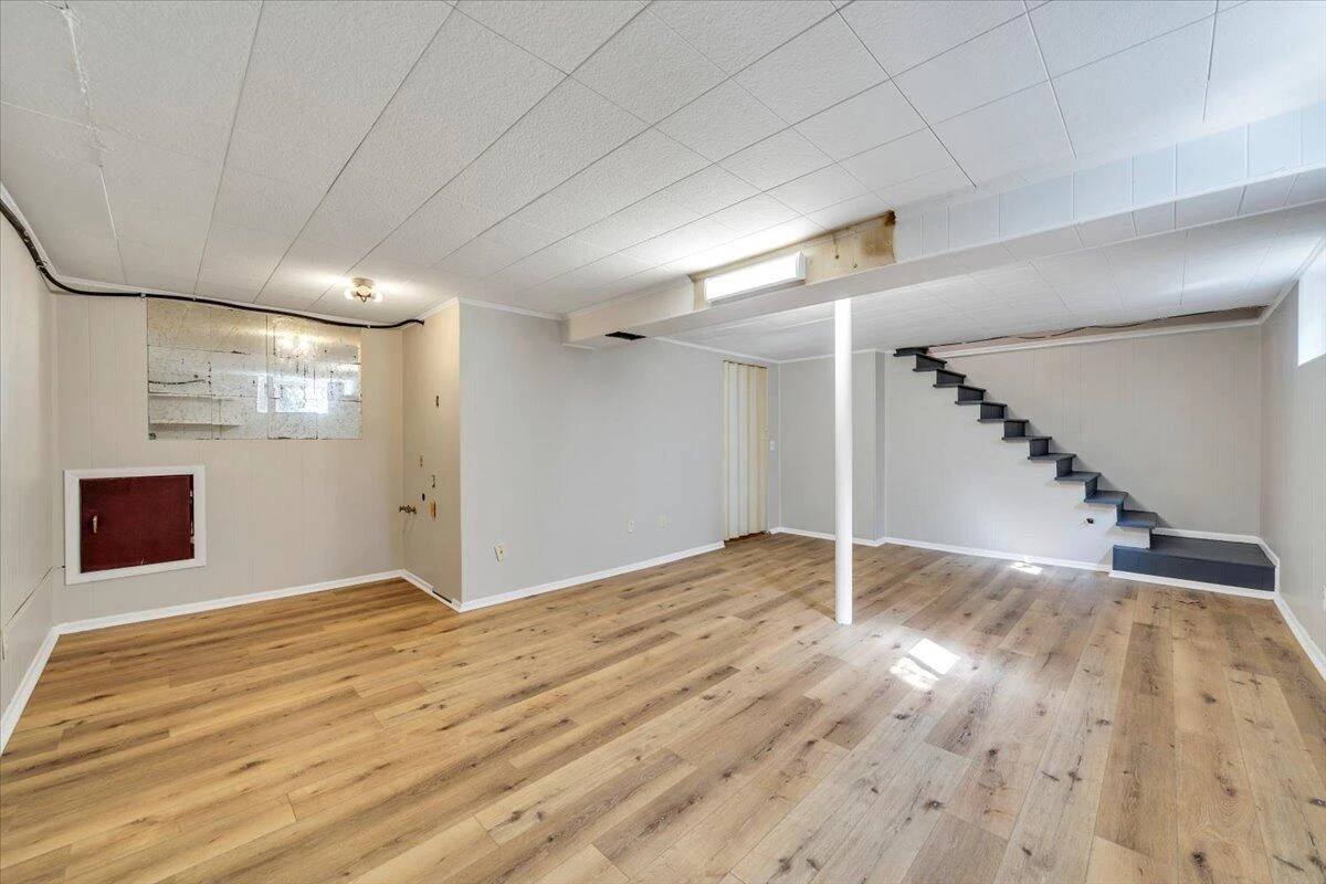 2413 Brambleton AVE - Photo 39