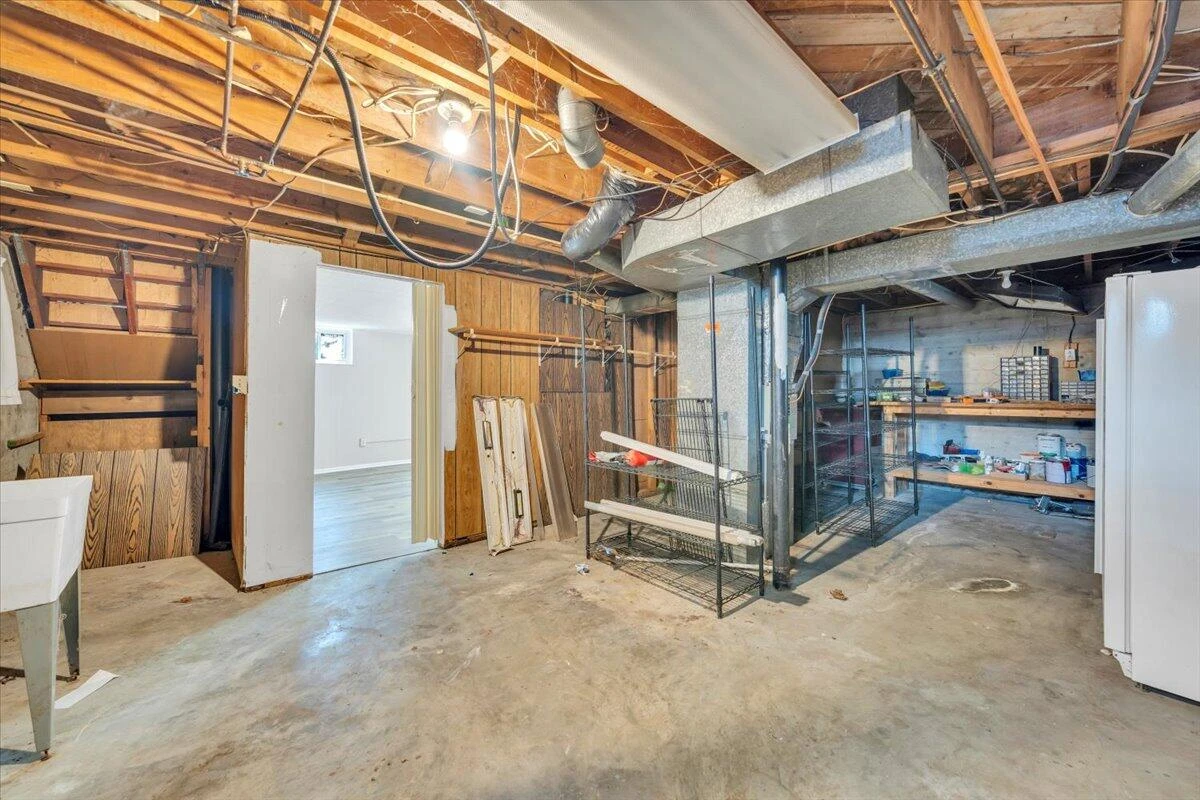 2413 Brambleton AVE - Photo 42