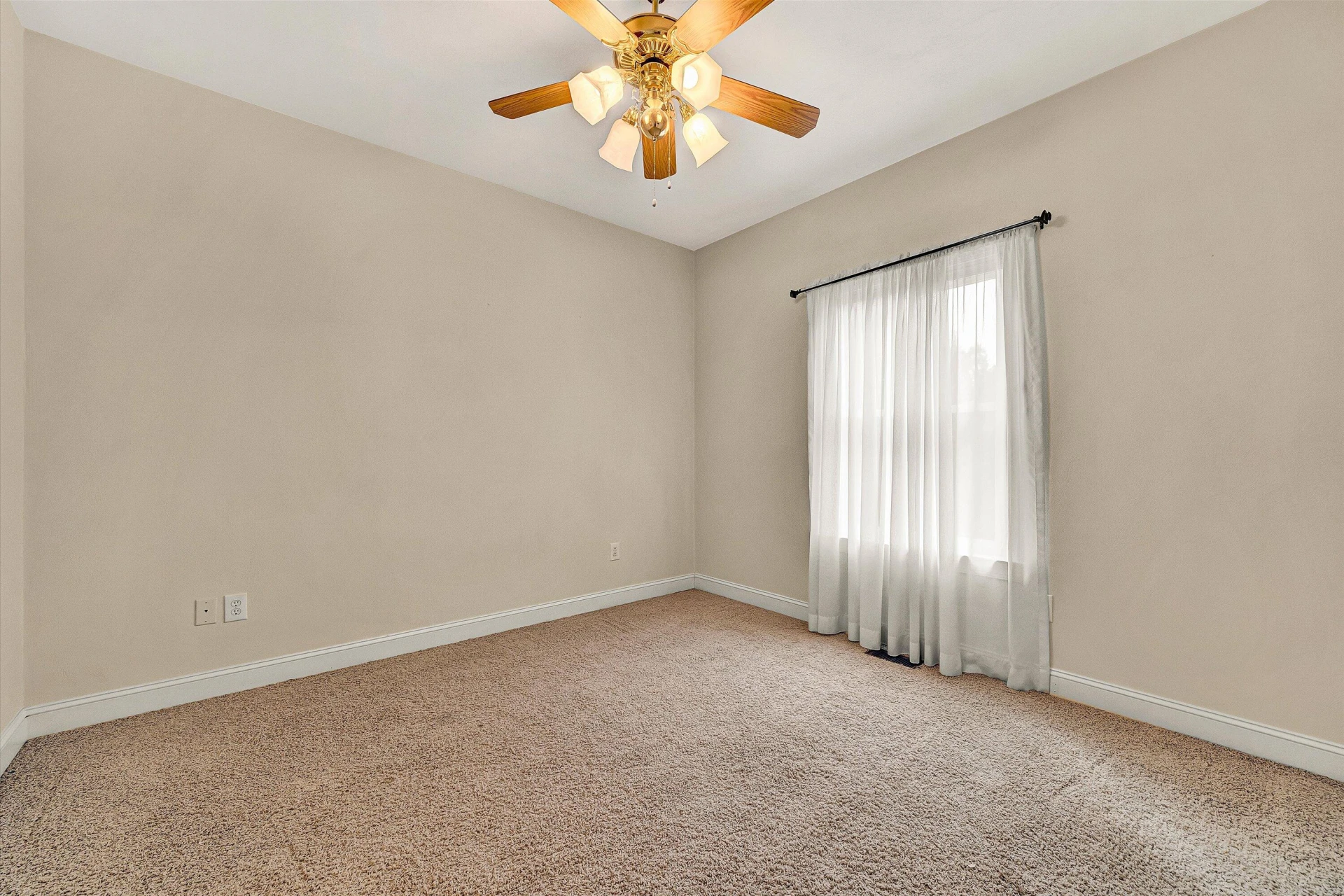 1318 KEAGY LN - Photo 17
