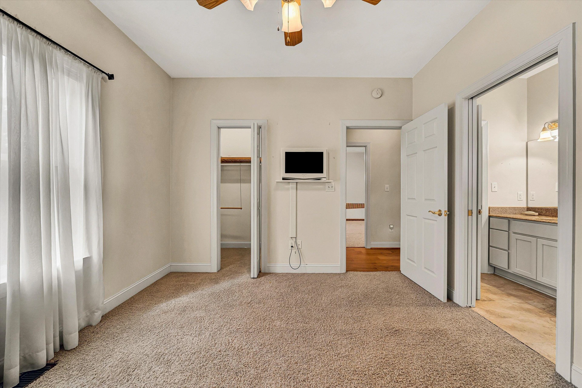 1318 KEAGY LN - Photo 18