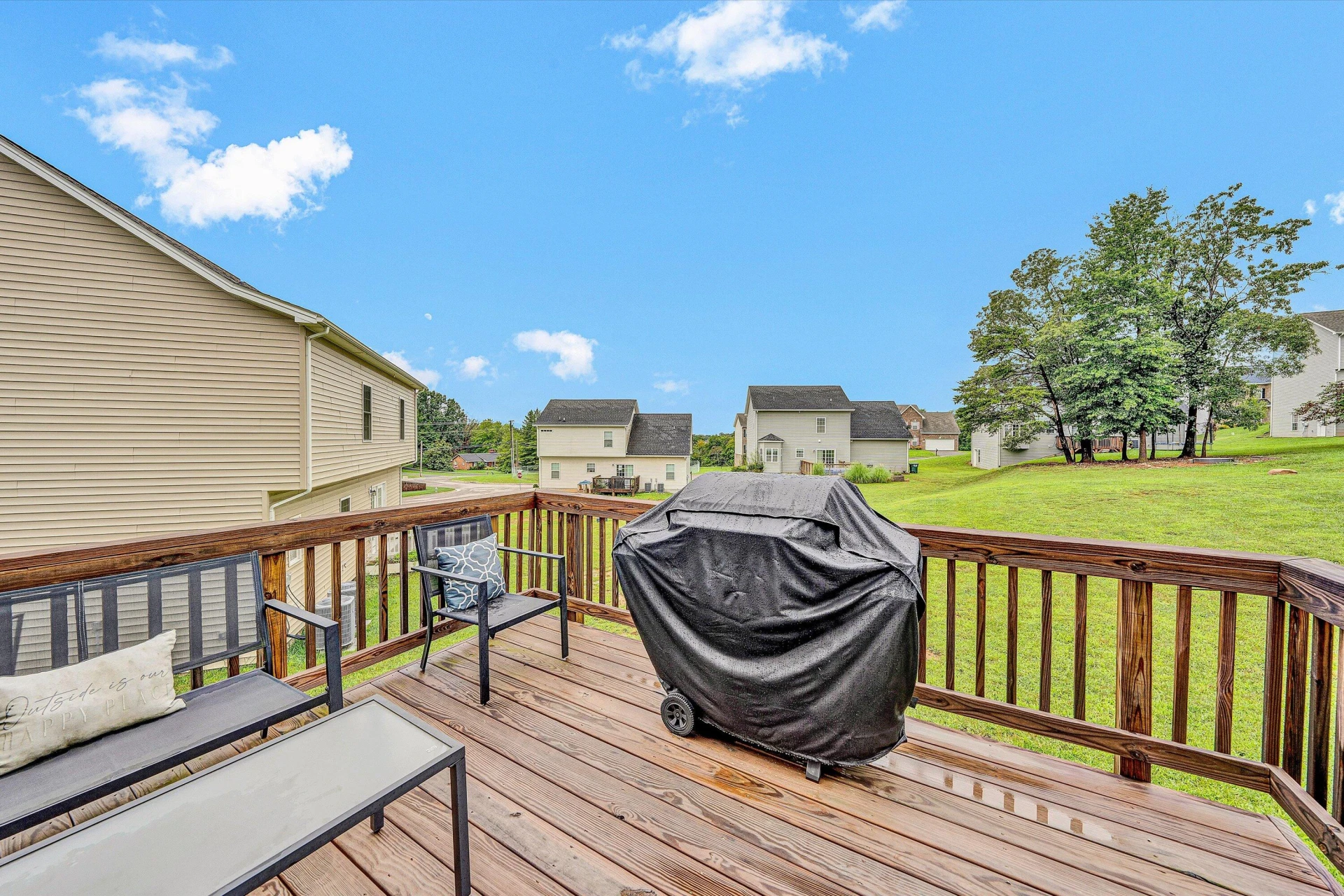 209 Edgemont DR - Photo 32