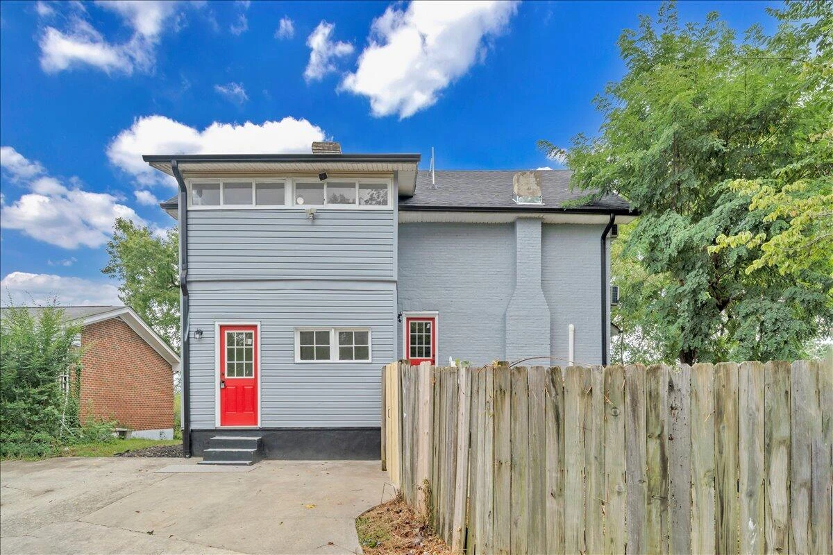 1131 Grayson AVE - Photo 42