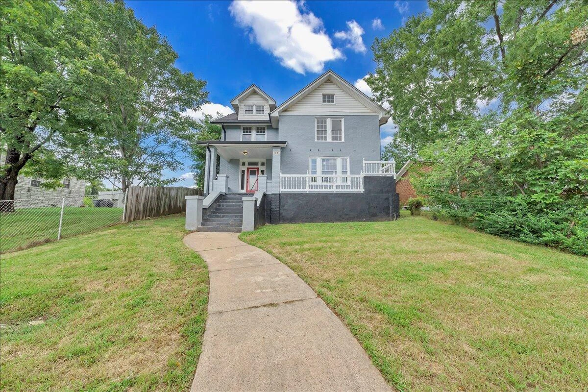 1131 Grayson AVE - Photo 46