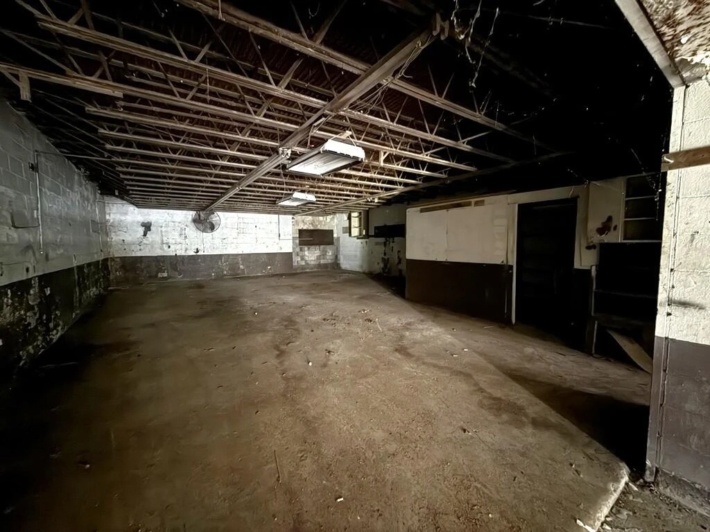 1200 Memorial BLVD - Photo 49