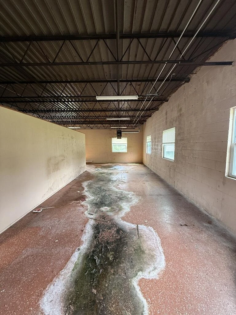 1200 Memorial BLVD - Photo 5