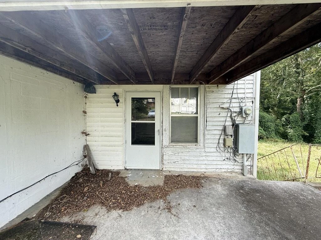 1200 Memorial BLVD - Photo 52