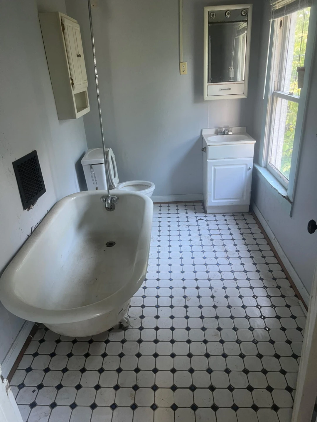 1205 Campbell AVE - Photo 5