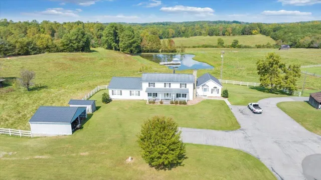 12715 Smith Mountain Lake PKWY, Huddleston, VA, 24104