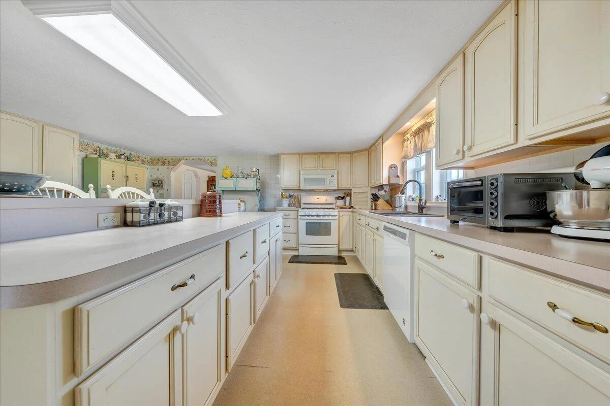 12715 Smith Mountain Lake PKWY - Photo 10