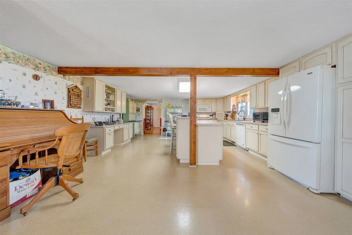12715 Smith Mountain Lake PKWY - Photo 8