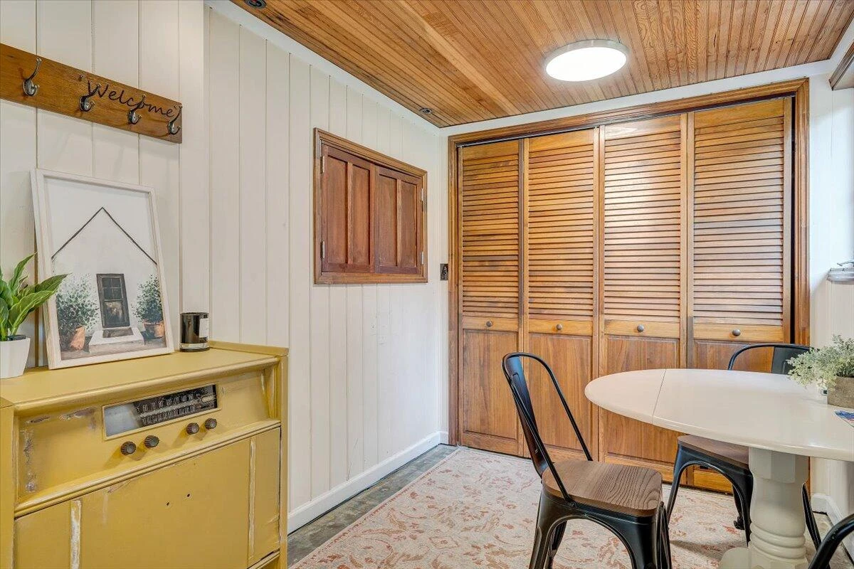 5840 Quaker PKWY - Photo 12