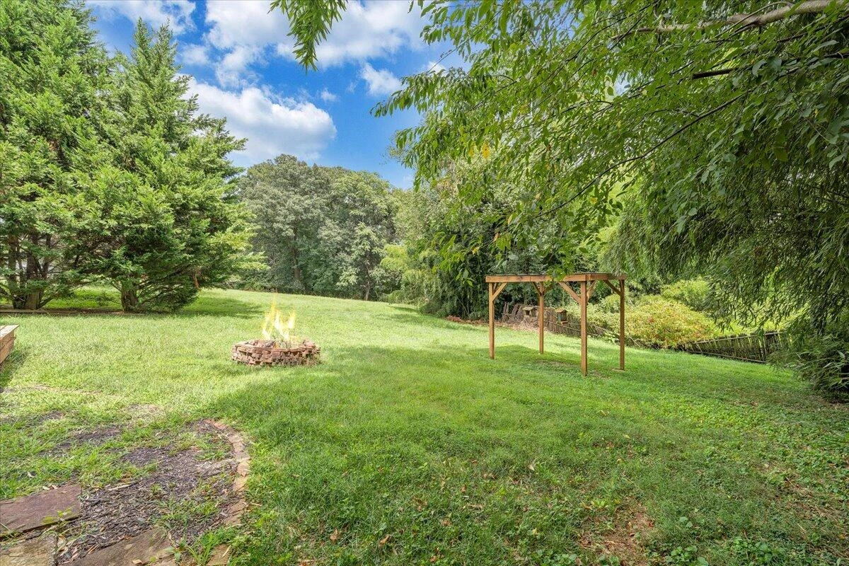 5840 Quaker PKWY - Photo 27
