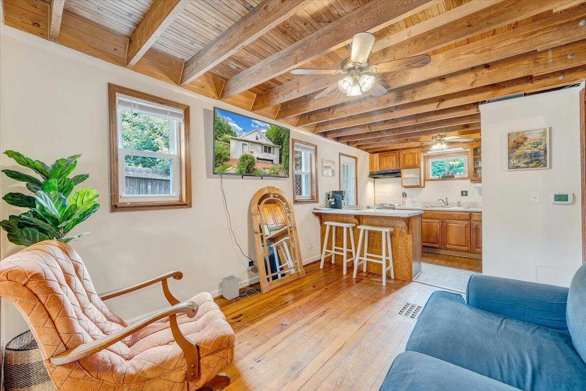 5840 Quaker PKWY - Photo 4