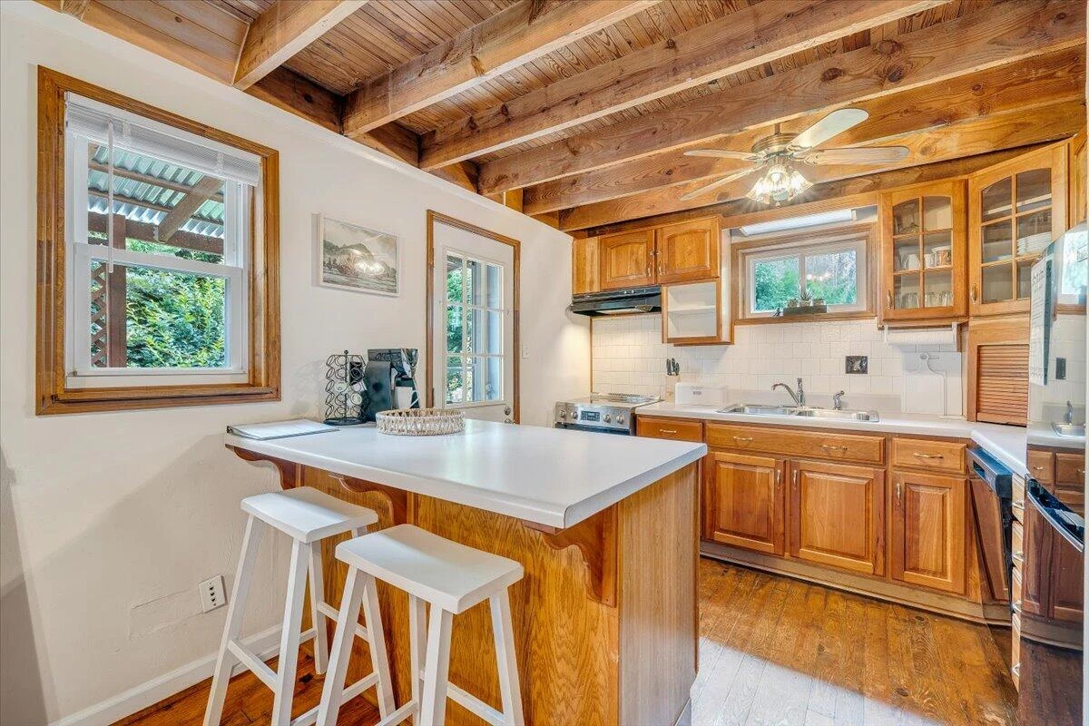 5840 Quaker PKWY - Photo 8