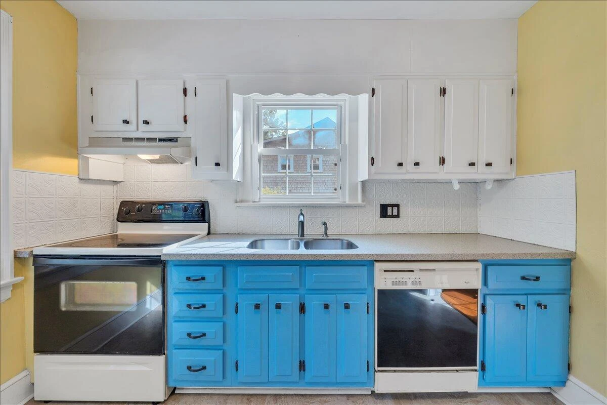 2523 Brambleton AVE - Photo 20