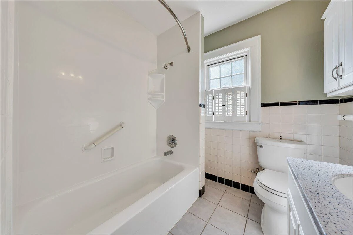 2523 Brambleton AVE - Photo 28