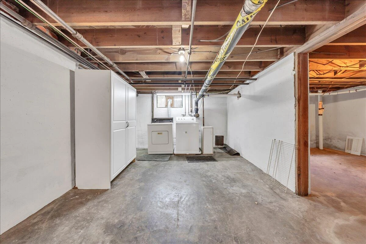 2523 Brambleton AVE - Photo 38
