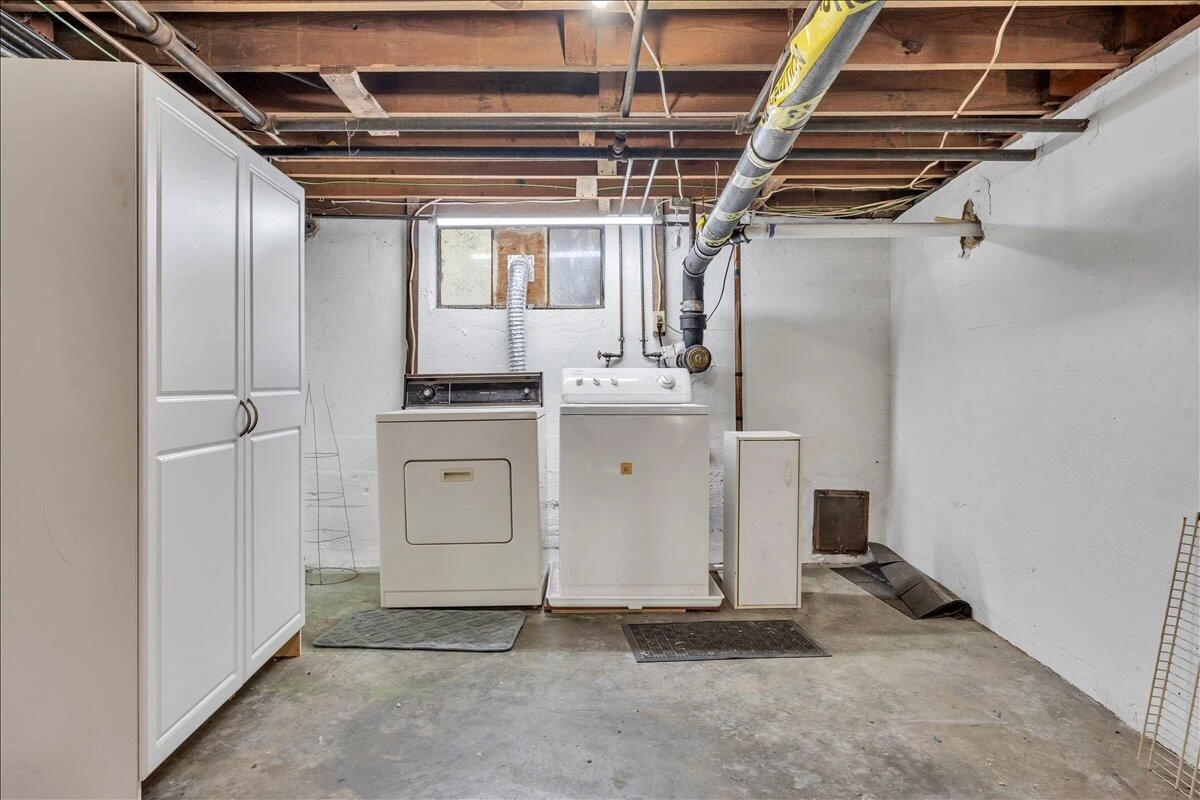 2523 Brambleton AVE - Photo 39
