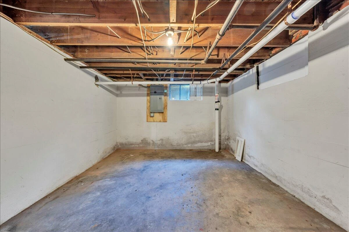 2523 Brambleton AVE - Photo 44
