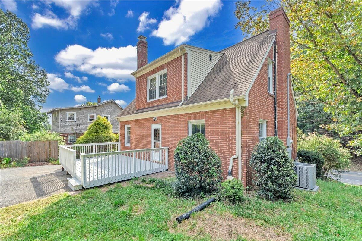 2523 Brambleton AVE - Photo 49