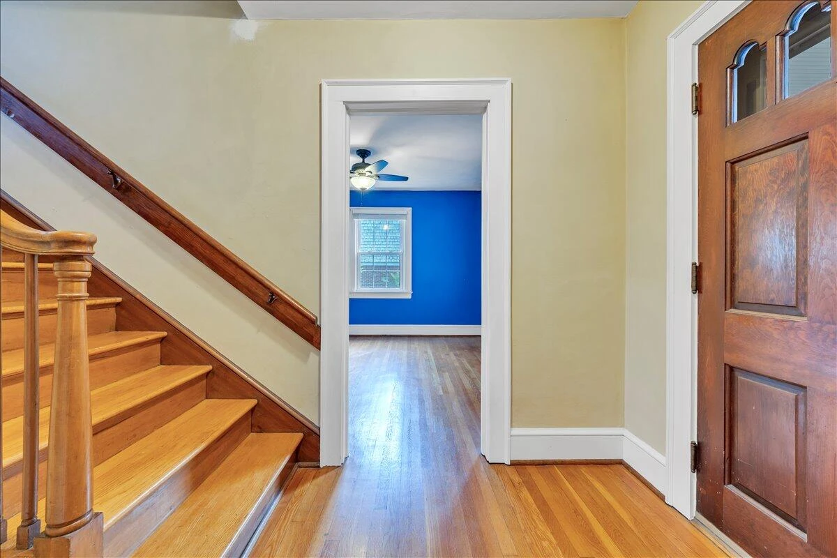 2523 Brambleton AVE - Photo 5