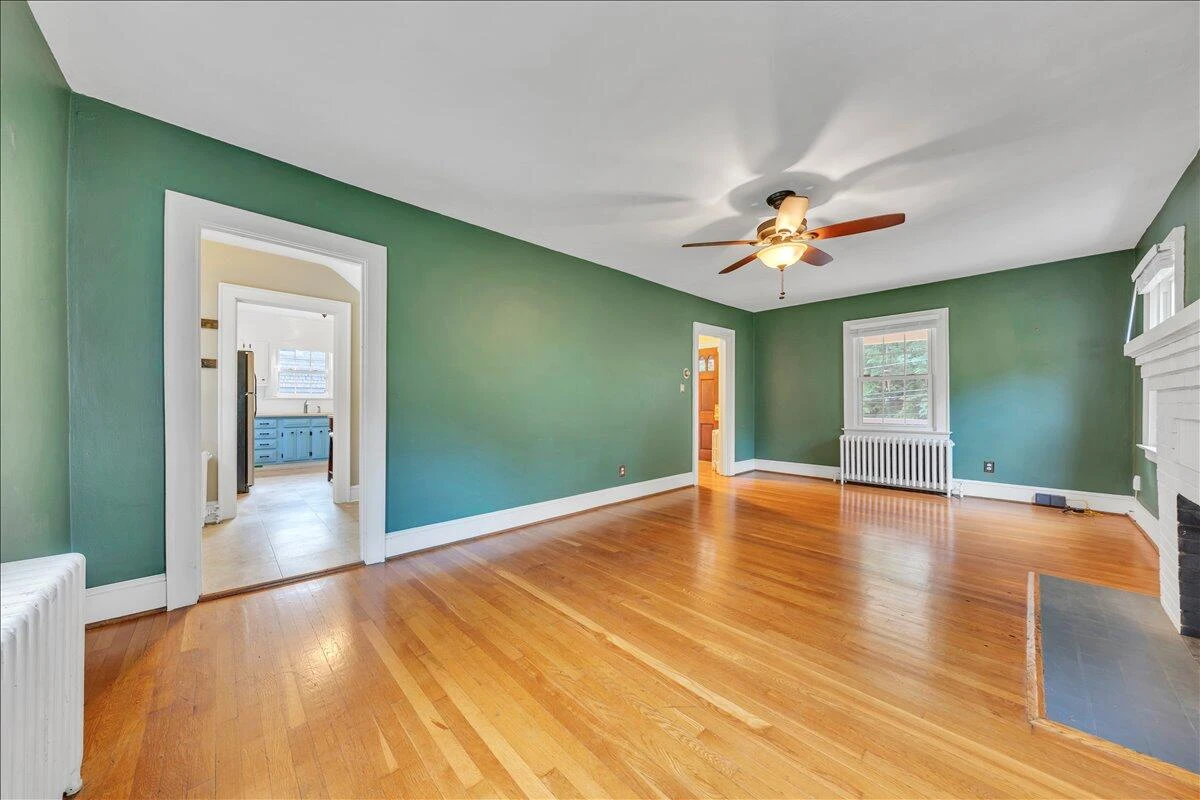 2523 Brambleton AVE - Photo 9