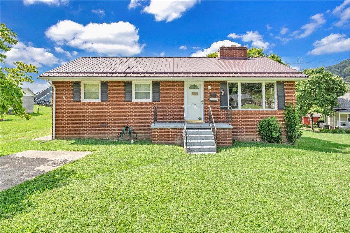 1312 Alleghany AVE