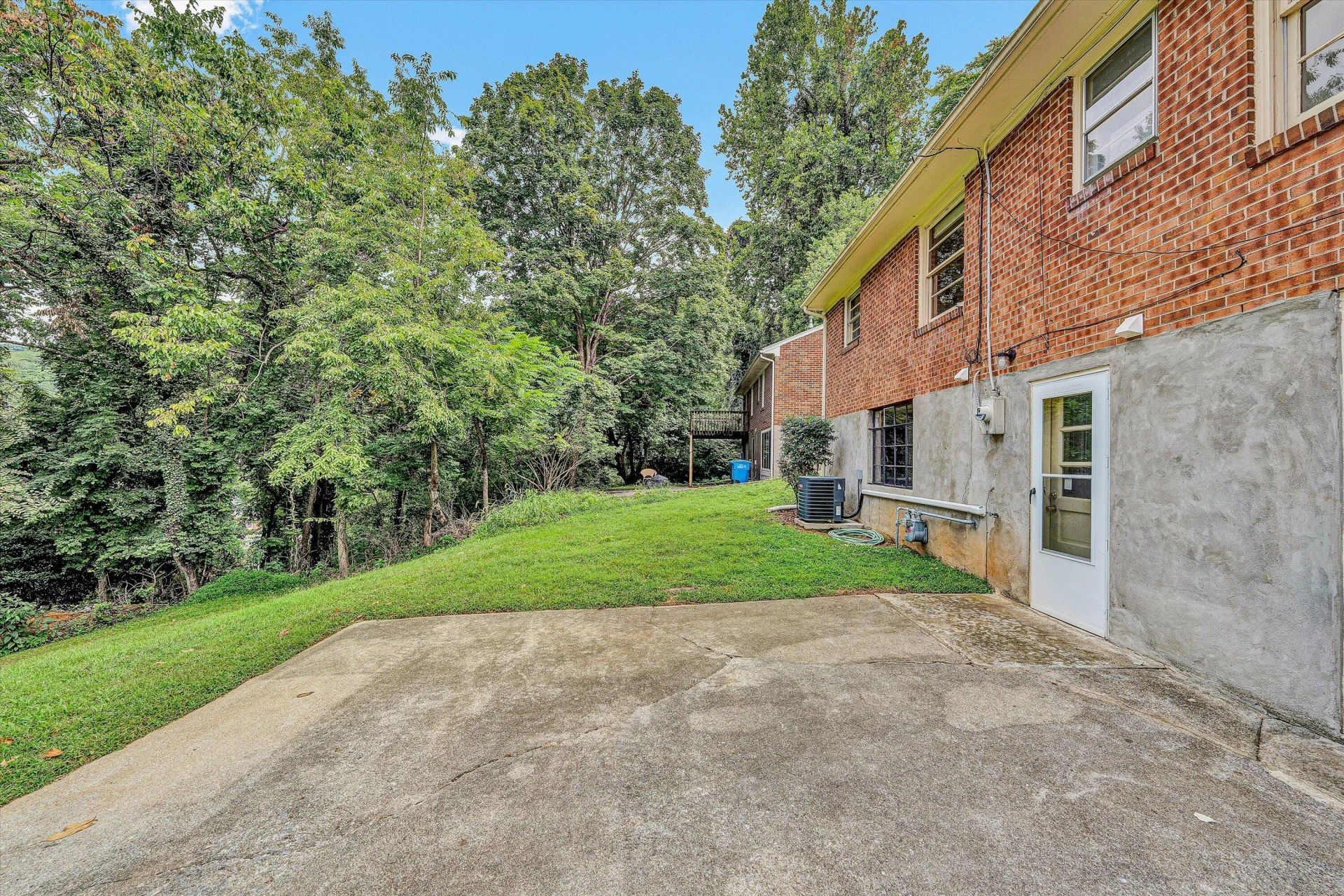 537 Dillard RD - Photo 29