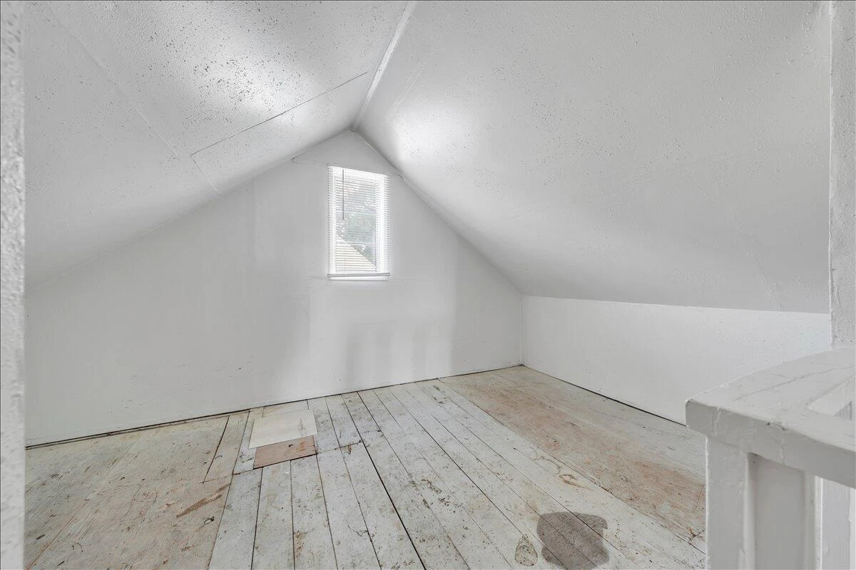 539 Crowmoor ST - Photo 20