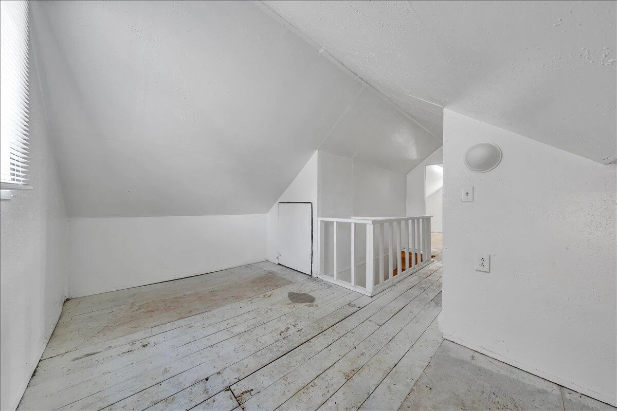 539 Crowmoor ST - Photo 22
