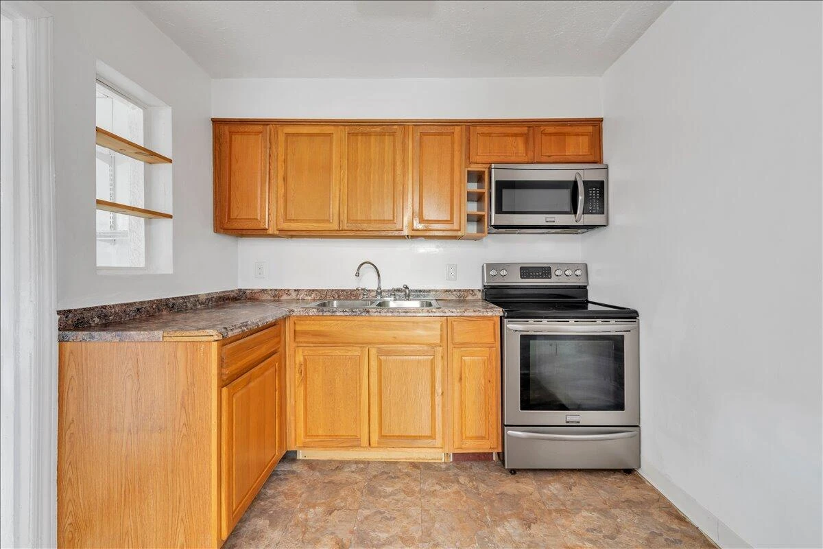 539 Crowmoor ST - Photo 9
