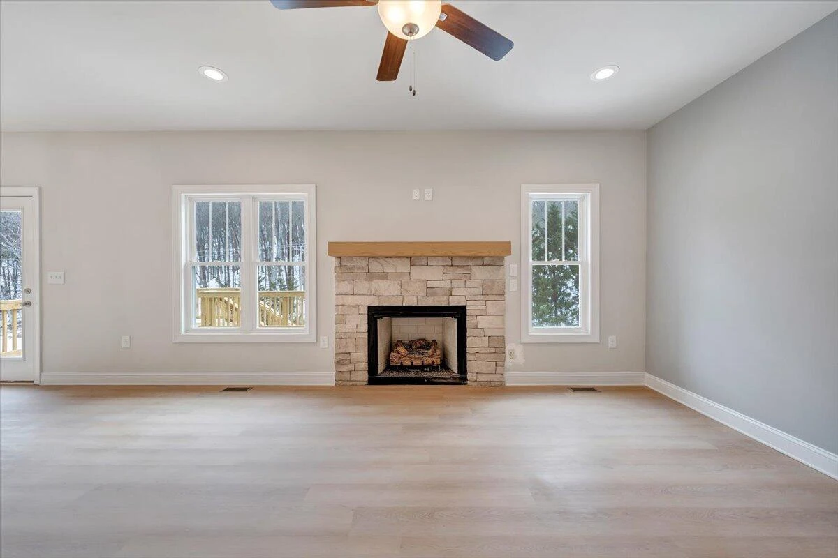 2804 Russlen DR - Photo 12