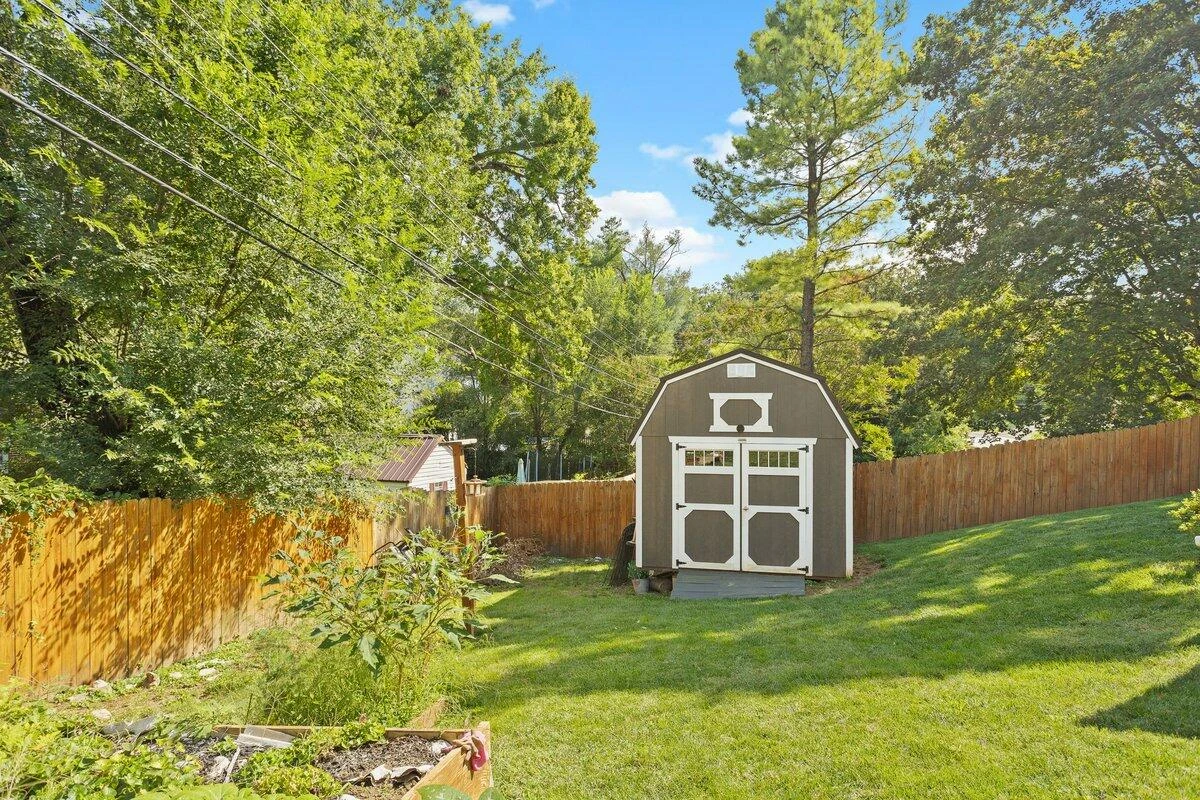 1918 Langdon RD - Photo 38