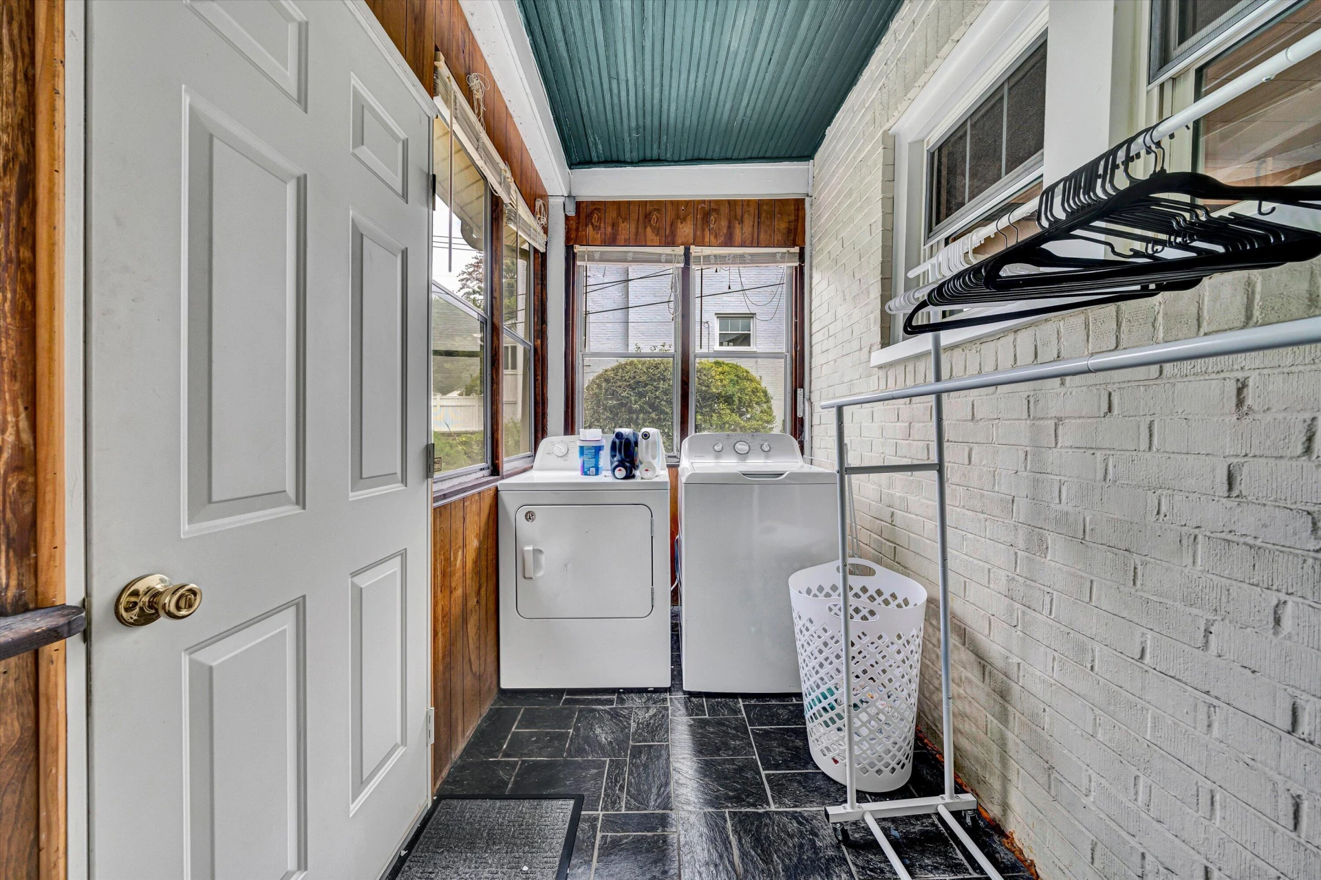 1907 Canterbury RD - Photo 19