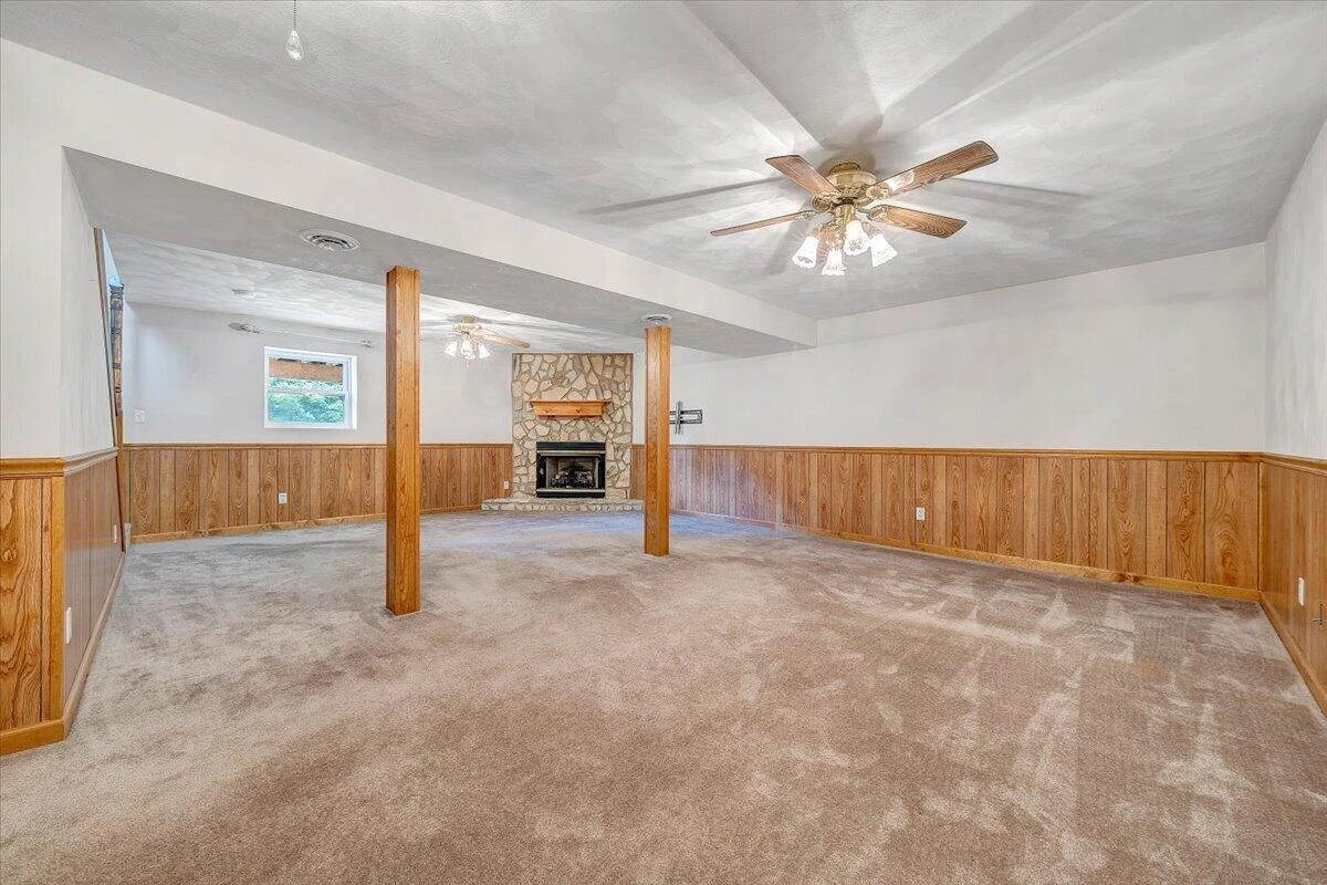 211 Crestbourne DR - Photo 23