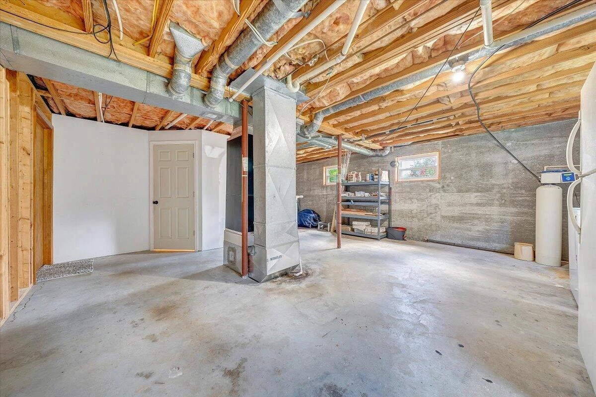 211 Crestbourne DR - Photo 28