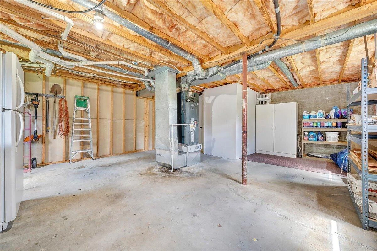 211 Crestbourne DR - Photo 30