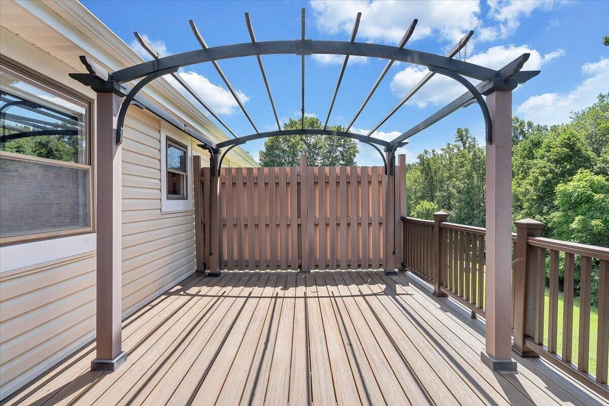 211 Crestbourne DR - Photo 34