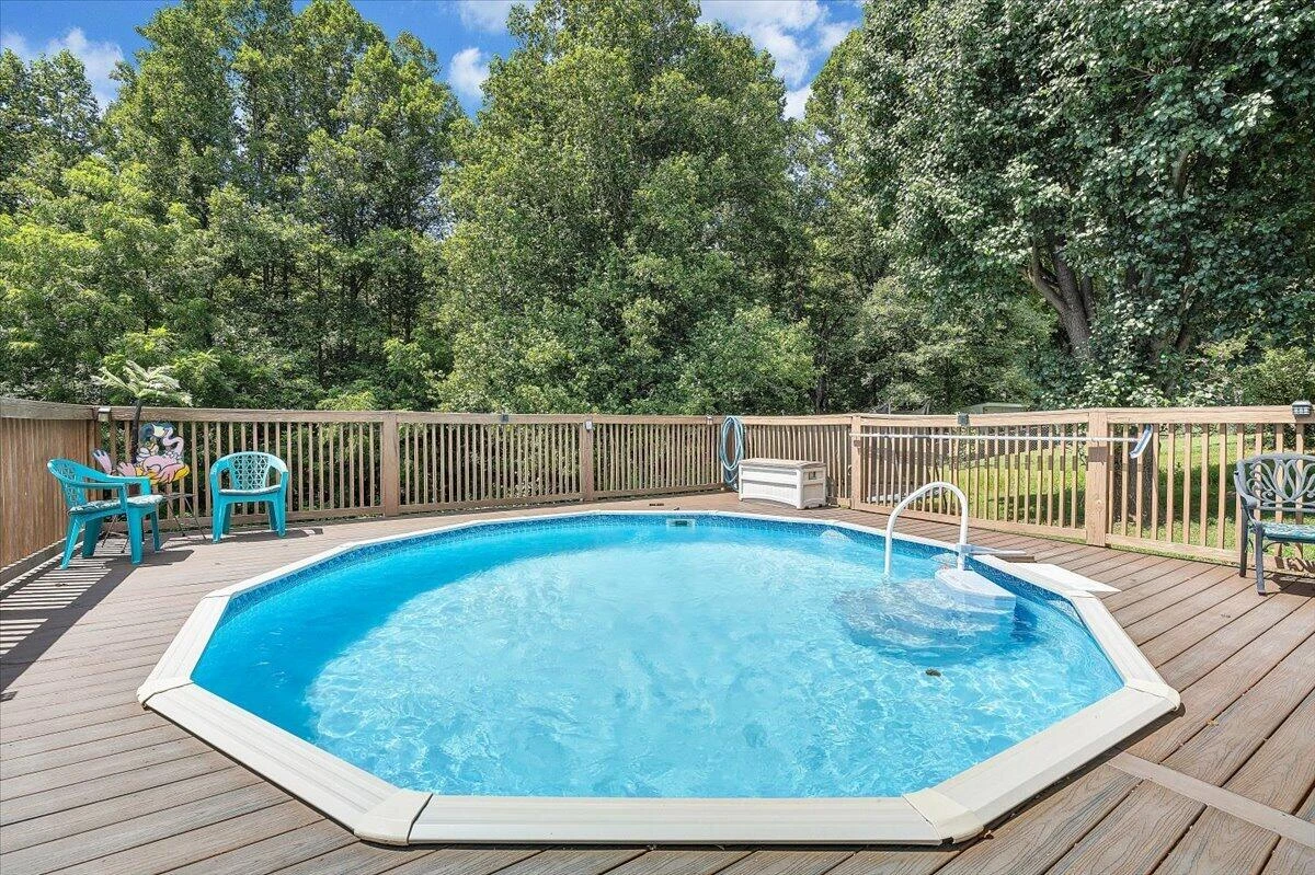 211 Crestbourne DR - Photo 48