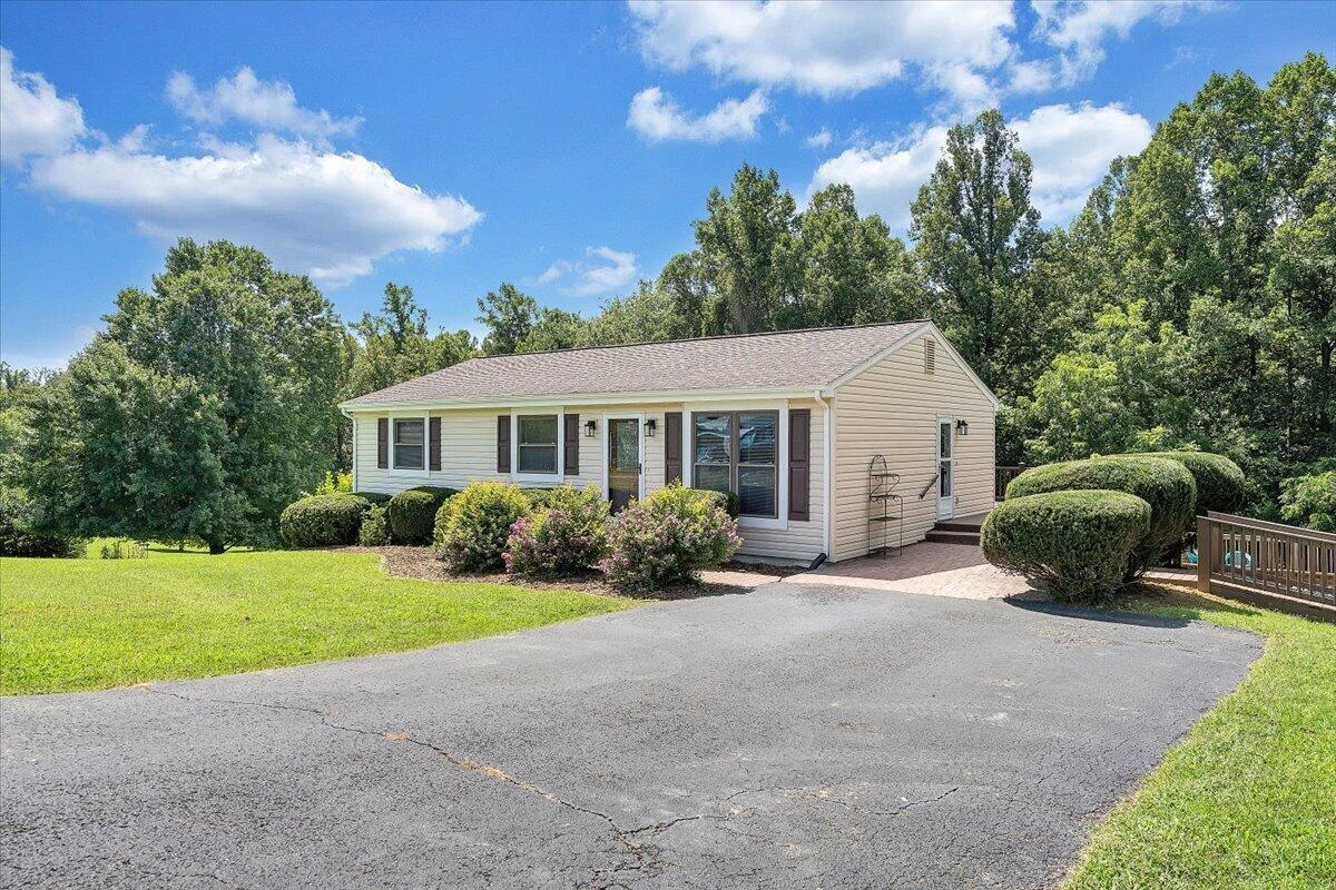 211 Crestbourne DR - Photo 56